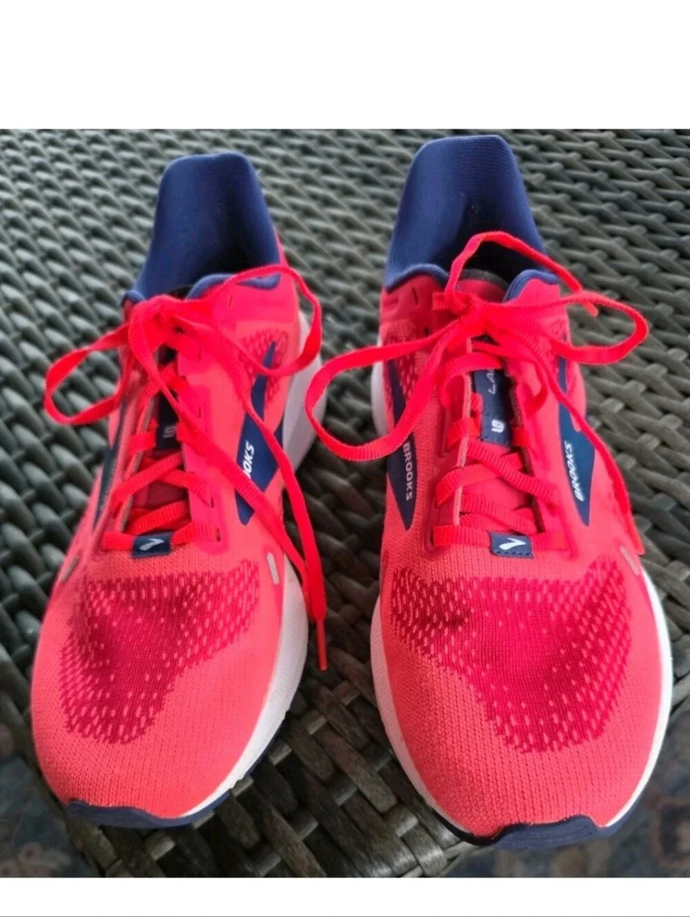 Brooks Launch GTS 9 Women’s Size 8.5 Running Shoes Training Sneakers 1203741B604